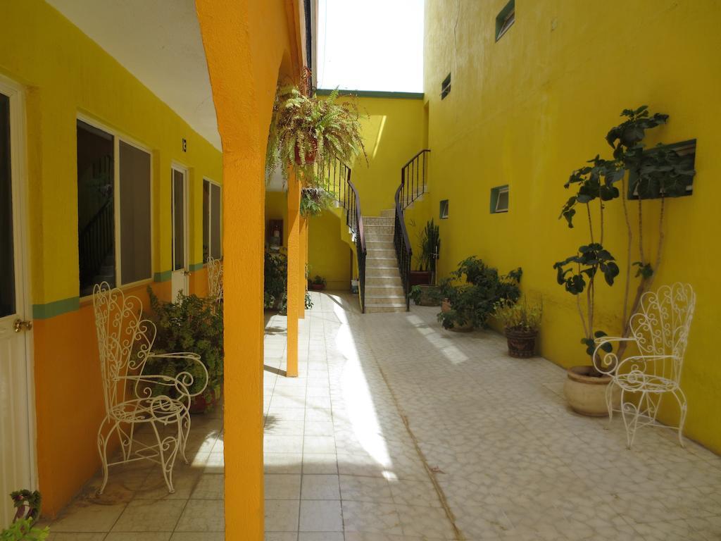 Hotel Maria Esther Matehuala Exterior foto