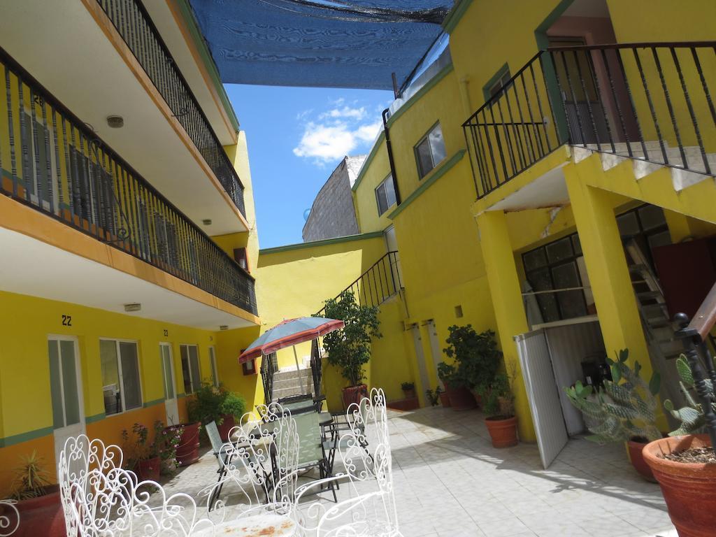 Hotel Maria Esther Matehuala Exterior foto